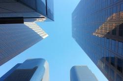 探索宏达，连接未来的桥梁