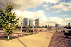 探索腾达建设（600512）深入了解中国建筑行业的佼佼者