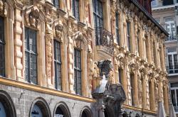 美国有几个证券交易所？完整解析纽交所、纳斯达克等主要交易所及选择指南