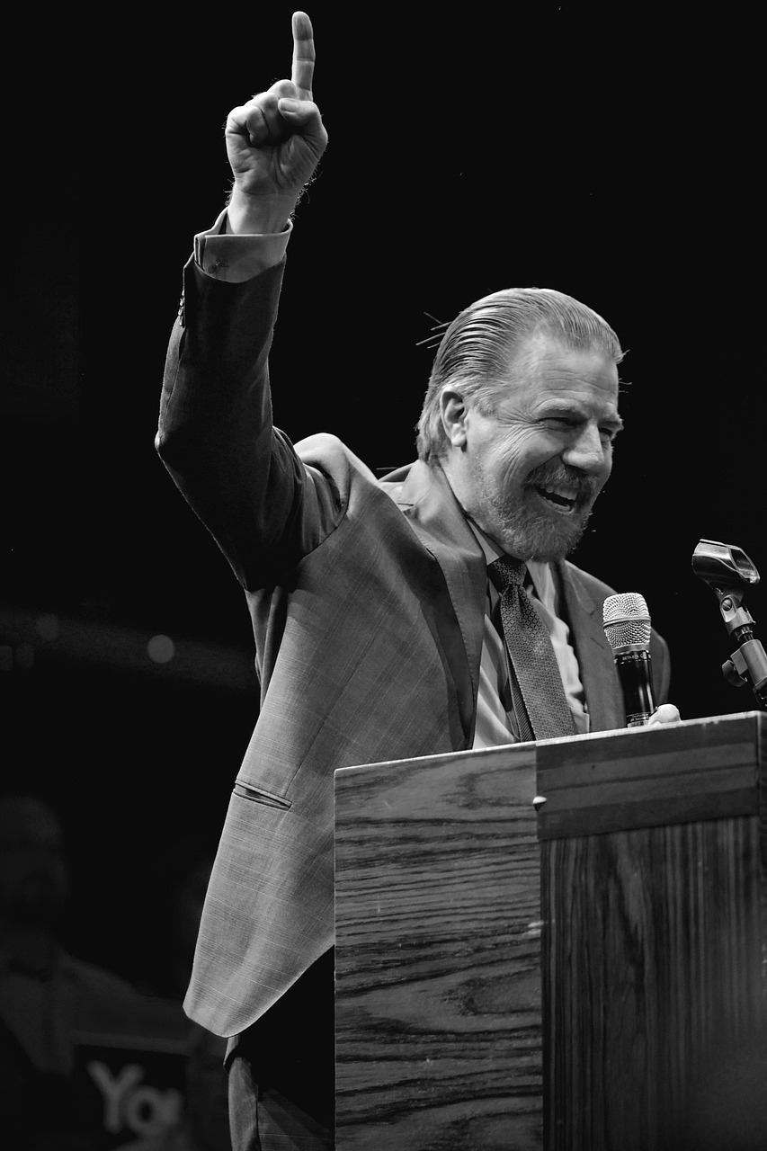 曙光股份冻结，冰封中的挑战与机遇