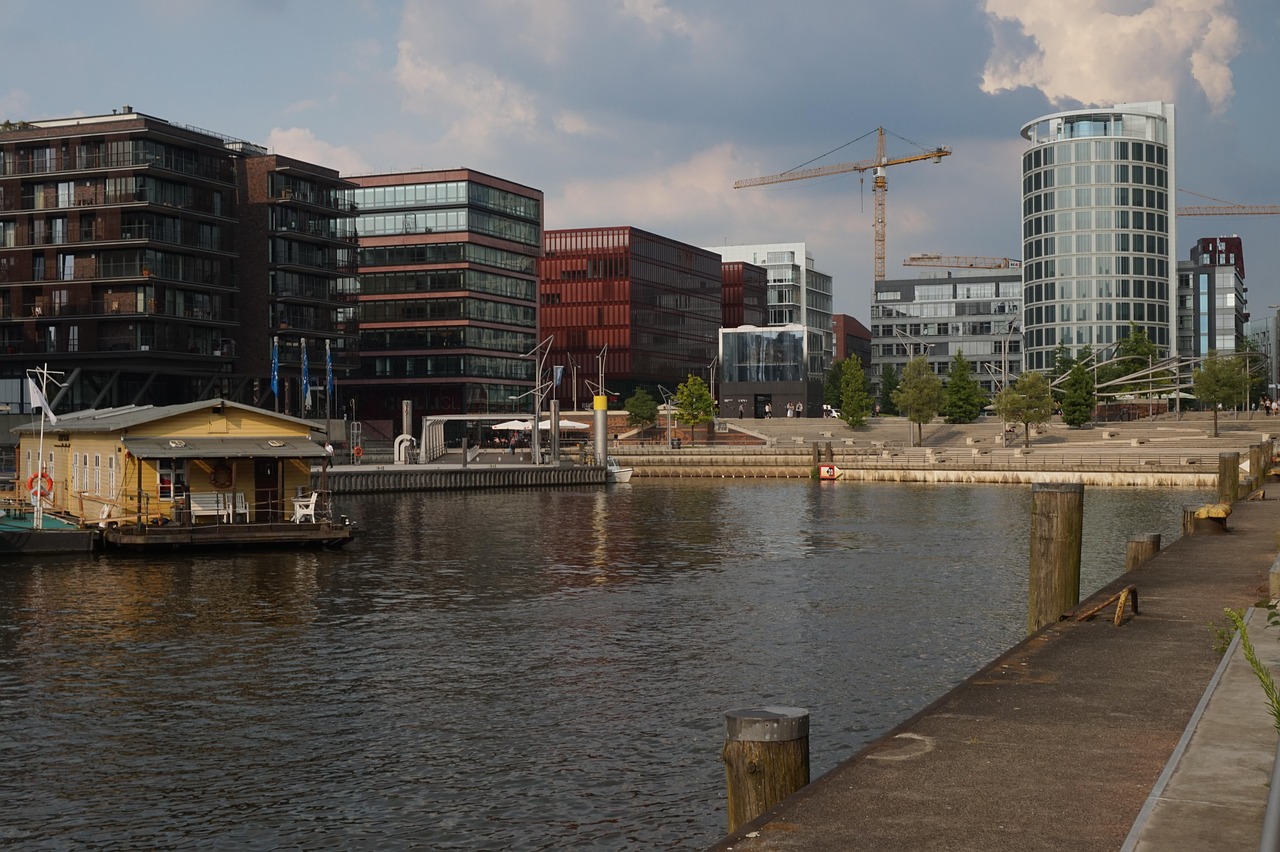 大连友谊，城市记忆与现代发展的桥梁