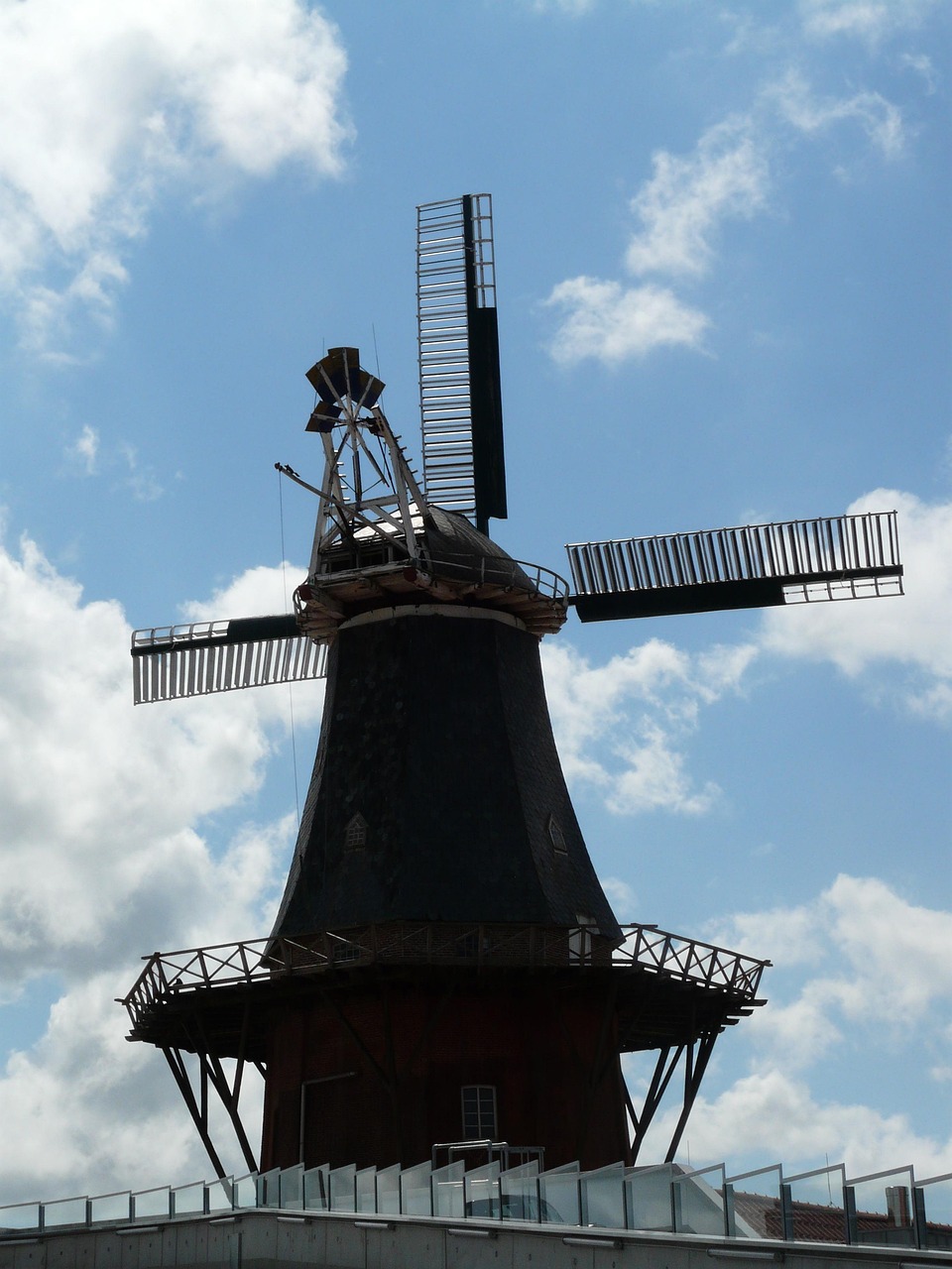 大连热电集团：从燃煤到清洁能源的温暖守护，揭秘城市供热绿色转型之路