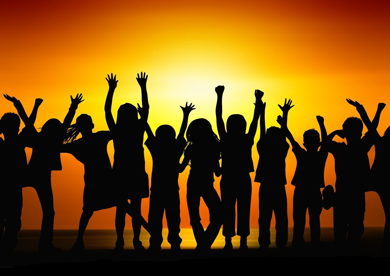 成立基金会，为爱筑基，共创美好未来